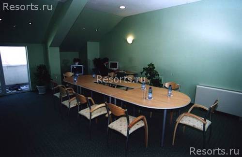Ritza Hotel 9